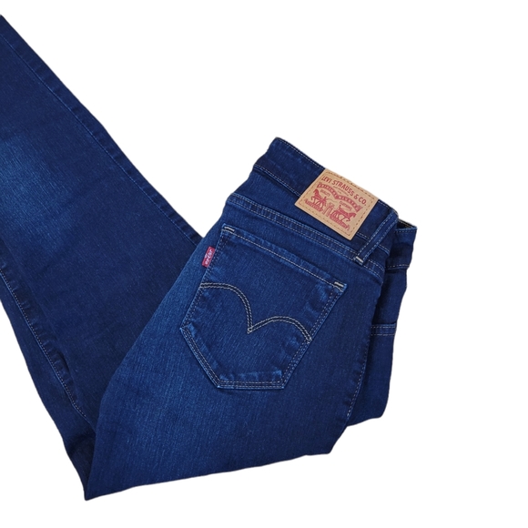 Levi’s 711 Skinny Jeans in Dark Indigo Blue - Picture 7 of 10